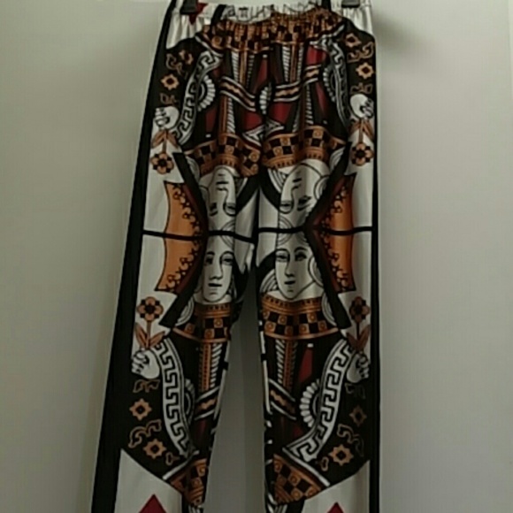 Queen of hearts playing card silky leggings - Picture 2 of 3